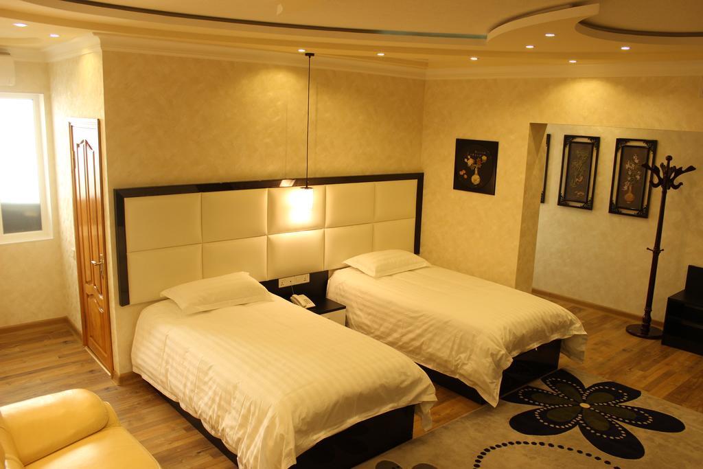 Atlas B&B Hotel Душанбе Экстерьер фото