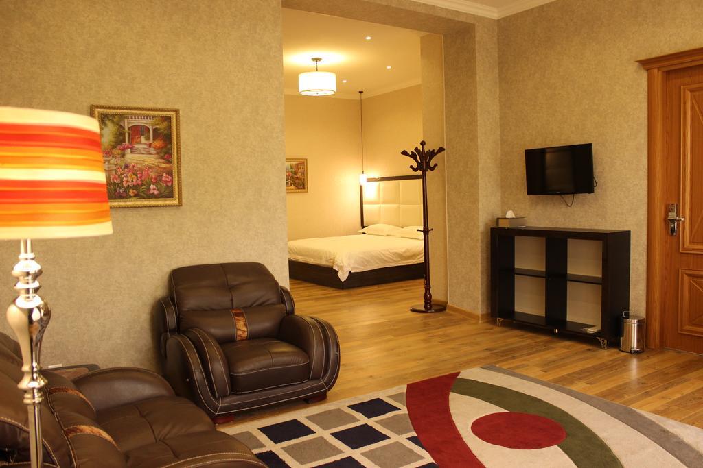 Atlas B&B Hotel Душанбе Экстерьер фото